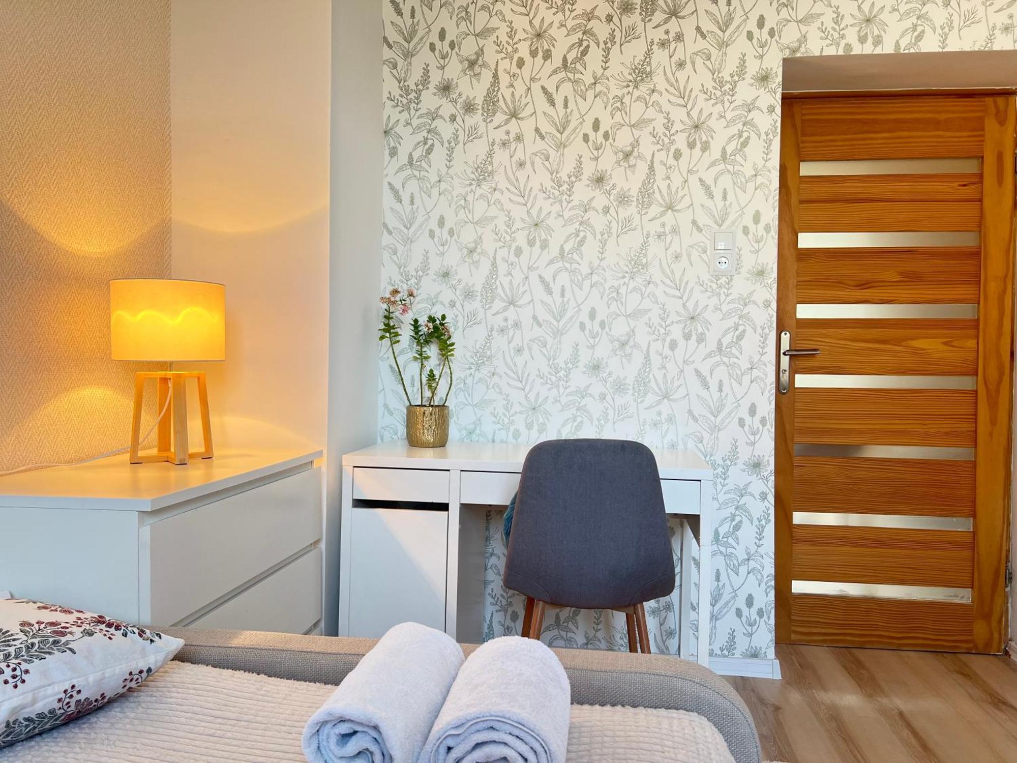 Apartamenty Przy Ratuszu Болеславец Екстериор снимка